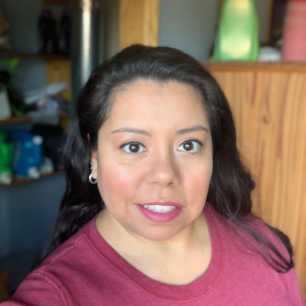 Meet your Posher, Deanna